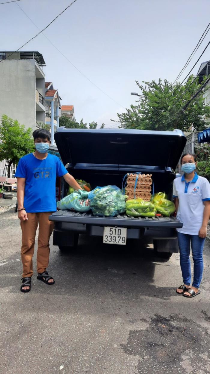 Trao quà phường Phước Long A, Thủ Đức và người dân ở Tân Uyên, Bình Dương (ngày 11/09/2021)